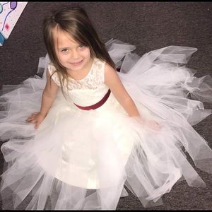 Flower girl dress size 5